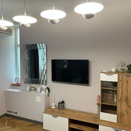 Lux Apartments Top Center صوفيا المظهر الخارجي الصورة